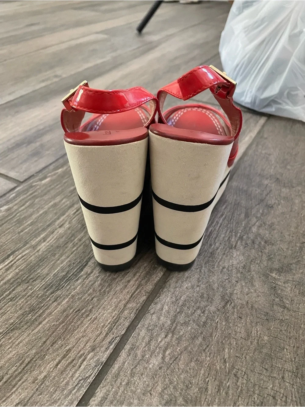kate spade bold red